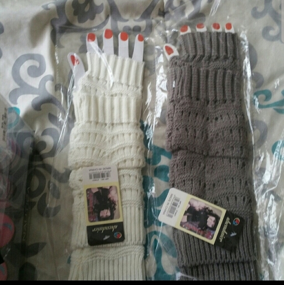 Fingerless knit arm warmers - Brand new in Package - Picture 3 of 4